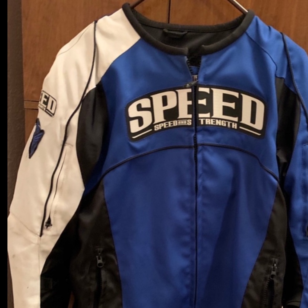 Motorcycle jacket